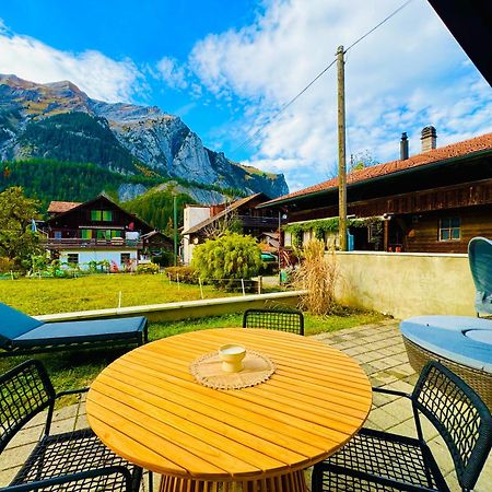Apartamento Cute & Cozy Oasis, Private Afternoon Sun Terrace Kandersteg Exterior foto